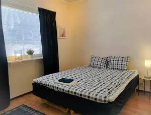 SANDY - Modern Row Aprt (3 rooms) - 24h Check-in - Närpiö