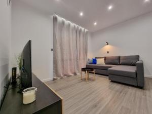 The Jolie - Apartments by the Ocean