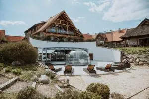 Osada Głęboczek. Vine Resort&Spa - Brzozie