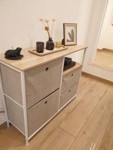 Charmant studio avec coin nuit - vieille ville CLIMATISE