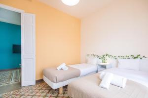 Be barcelona arco del triunfo sunny colors 2