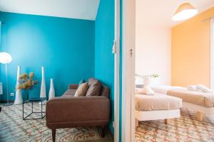 Be barcelona arco del triunfo sunny colors 2