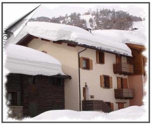 Baita Carosello Apt 6 by Livigno Accomodation