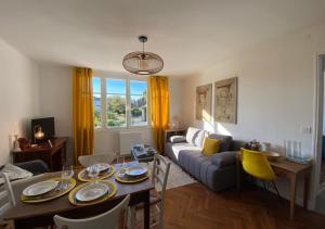 Appartements Yellow'appart #Moulin#1 -Futuroscope-jardin & parking - La Conciergerie : photos des chambres