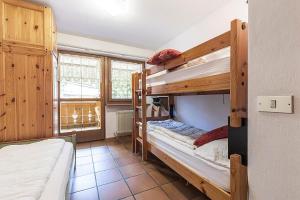 Appartamento con 2 Camere da Letto e Balcone