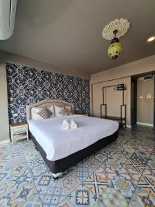 Sridonchai Heritage, Night Bazaar Chiang Mai