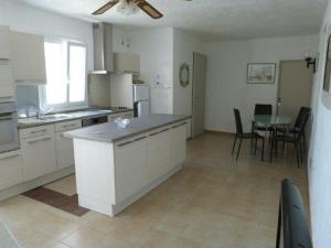 ADRECH - 3 pièces, Piscine partagée - SUD6001