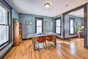 Newly Renovated Home Close to Dtwn Lawrence!