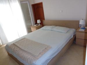 Apocalypsis Studios-Apartments