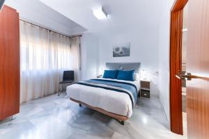 Holidays2Malaga Salitre cerca Estacion AVE & Fibra Wifi