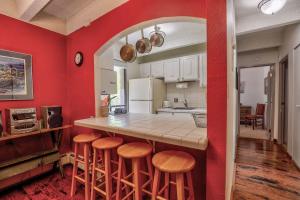 Ten Mile Island 119C Condo