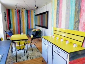 Appartements Au bord de l'eau a ConcarnOLoc : photos des chambres