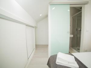 OPORTO GUEST Amparo Dollhouse