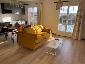 Ambiance Seine, Appartement lumineux en bordure de Seine - Chouette