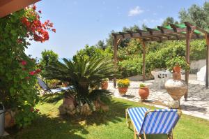 Villa Takis on Pelekas beach Apartment A with private garden and sea view