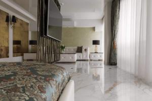 Prestige Jacuzzi Apartment by LIUKSAI