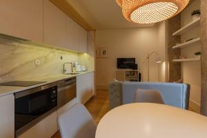 ORM - Almada Balcony Apartment