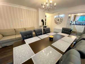 Holiday Home in Dziwnowek with Pool & Beach