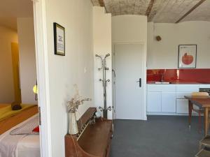 Maisons de vacances La muche 2 : Maison 1 Chambre