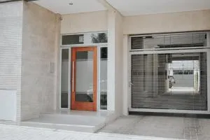 URUGUAY 27 - Cochera disponible a requerir - La Vitícola