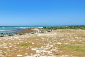 Colours of the Sea - Main house