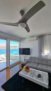 Modern Sea View Penthouse - on the Beach