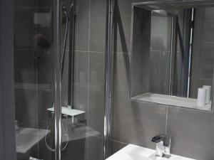 Townhouse PLUS @ 282 Walthall Street