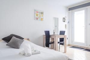 Appartements Petit Cronenbourg - GOLDEN TREE - WIFI - 5 min gare de Strasbourg : photos des chambres