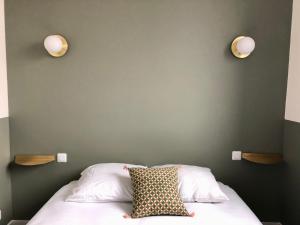 Hotels Hotel Saint Louis : photos des chambres