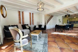 Villas Luxury Villa with SPA 10 min from the center of Amboise for 10 people : photos des chambres