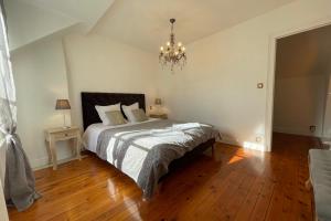 Villas Luxury Villa with SPA 10 min from the center of Amboise for 10 people : photos des chambres