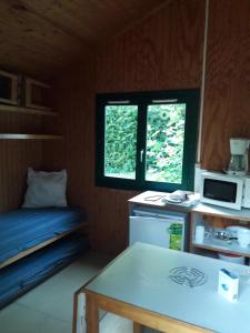 Campings Camping Les Feuilles Chauffailles : photos des chambres
