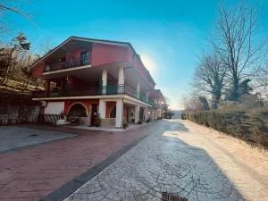 Pietrabianca Country House - Volturara Irpina