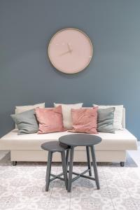 Chic & Comfortable Apartment, Private Terrace