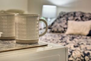 Quaint Akron Studio - Near Parks and Hunting!