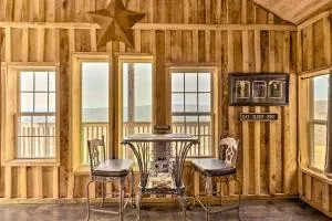 Peaceful Mountain Air Getaway with Fire Pit! - Melbourne