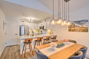 Balcony and Hot Tub Access Modern Breck Escape!