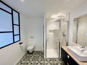 B&B / Chambres d'hotes Chambres d'hotes Ty Embruns : Chambre Lit Queen-Size Deluxe