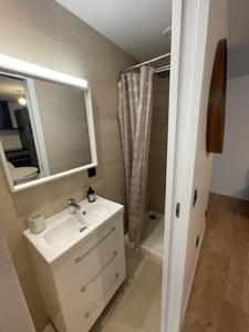 Appartements Saint-Germain-en-Laye: Grand studio en Centre Ville a 2 minutes du RER : photos des chambres