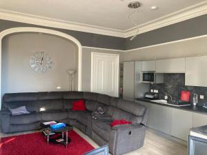 Luxury Apartment at Barron House