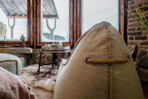 Osada Jaworzyny - Domek Hobbita z jaskinią SPA