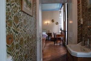 B&B / Chambres d'hotes YXIE - Manoir des Arts : Chambre Triple Deluxe