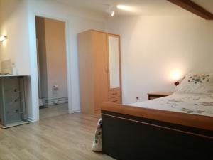 Appartements Studio mansarde a Oyonnax : photos des chambres