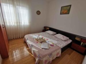 Two-Bedroom Apartment in Vinisce I