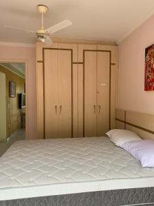 Apartamento inteiro 3 quartos no condomínio solar das bromelias