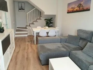 Bonito apartamento en Baeza - Канена