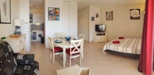 Appartements Grand Studio de standing bord de mer : photos des chambres