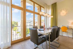 Villa Julius App 6 Pop Art