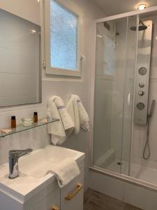 Hotels Le Relais Du Lac : photos des chambres
