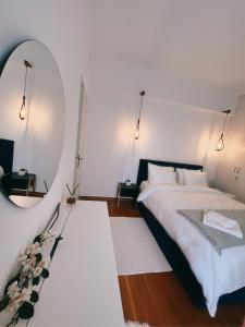 Seaside apartment in Flisvos marina